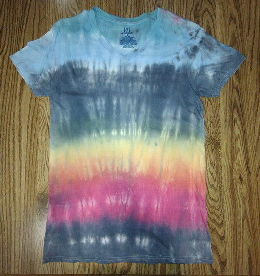 Liquid Dye V-neck - Medium